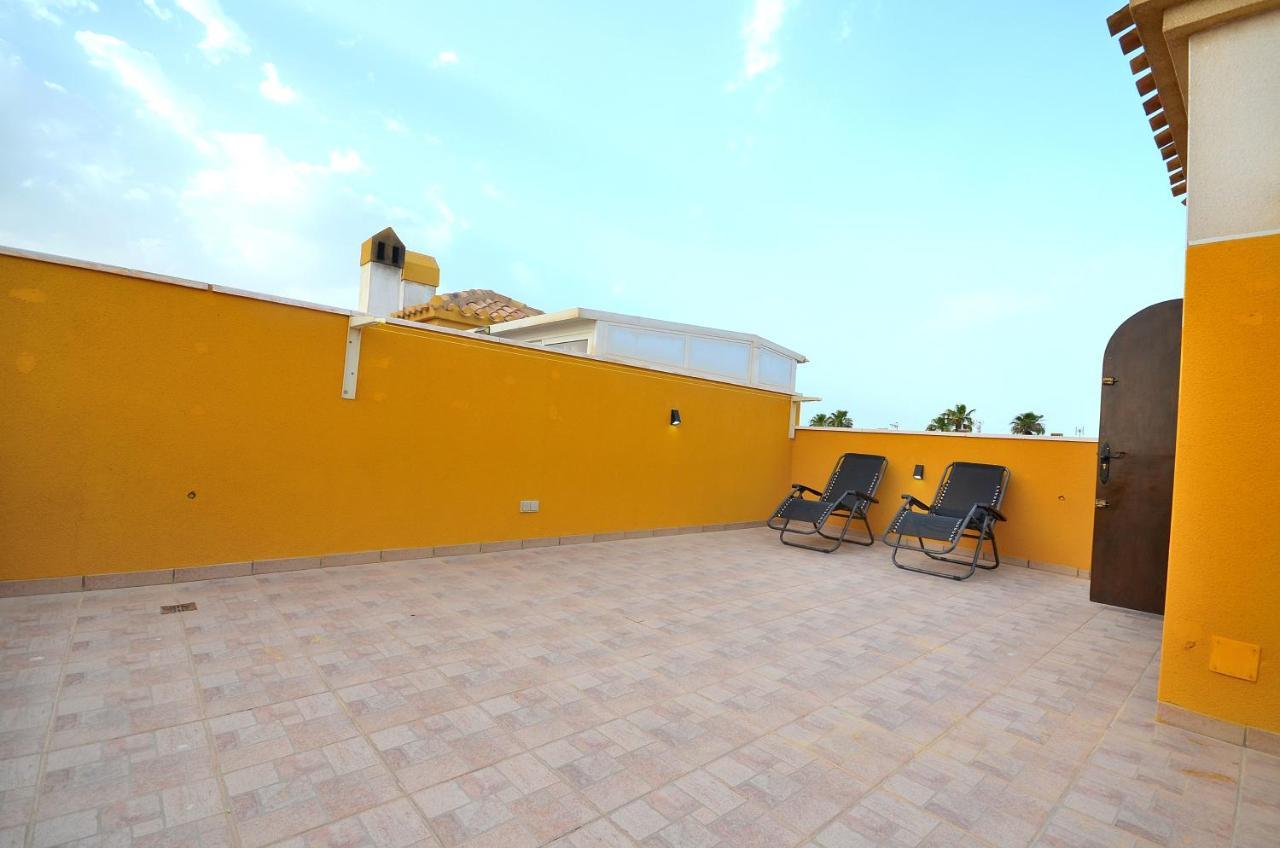 Agradable Adosado Con Piscina, Duchas Hidromasaje Vila Torrevieja Exterior foto