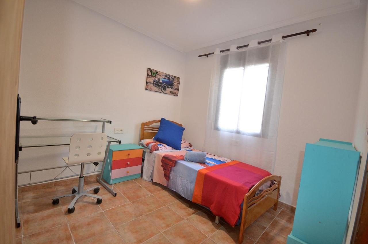 Agradable Adosado Con Piscina, Duchas Hidromasaje Vila Torrevieja Exterior foto