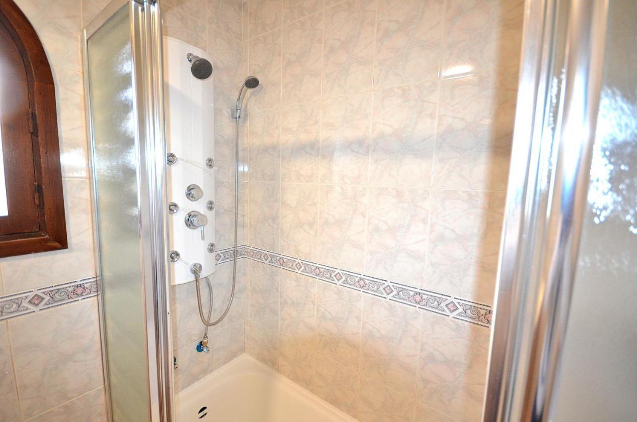 Agradable Adosado Con Piscina, Duchas Hidromasaje Vila Torrevieja Exterior foto