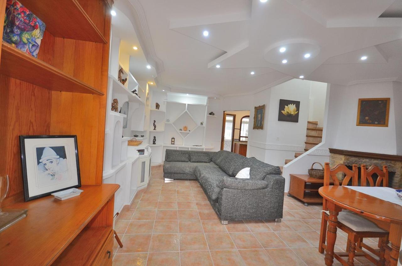 Agradable Adosado Con Piscina, Duchas Hidromasaje Vila Torrevieja Exterior foto