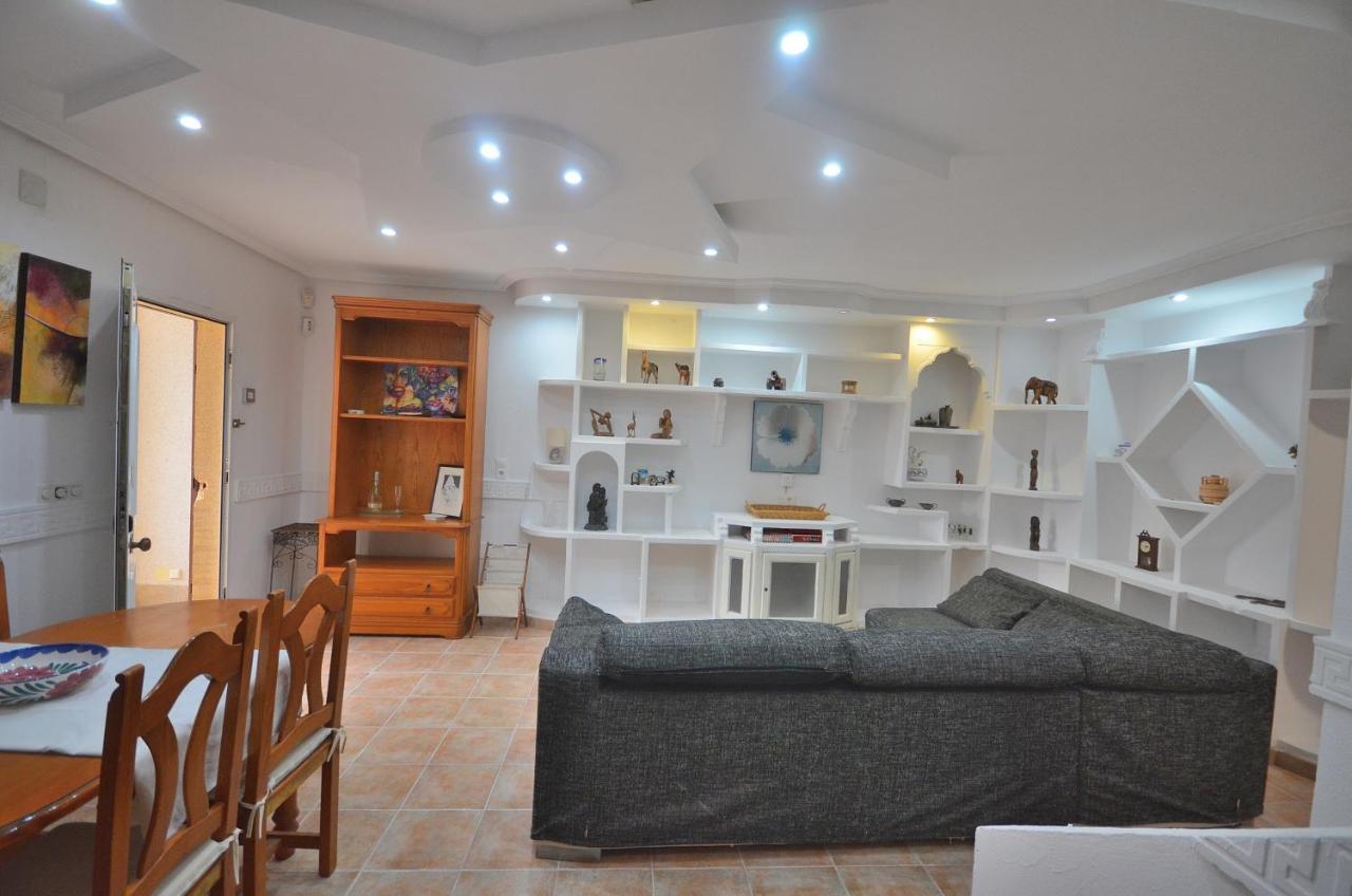 Agradable Adosado Con Piscina, Duchas Hidromasaje Vila Torrevieja Exterior foto