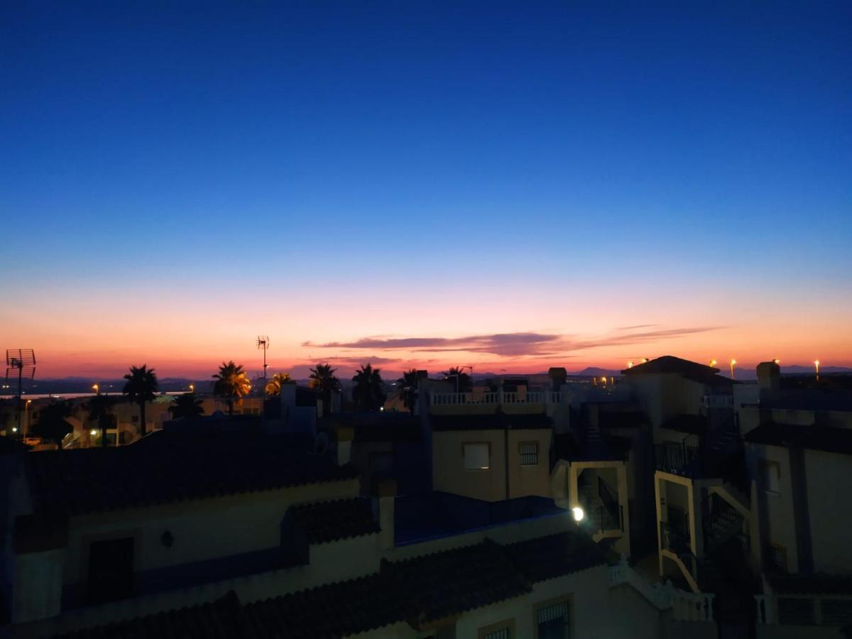 Agradable Adosado Con Piscina, Duchas Hidromasaje Vila Torrevieja Exterior foto